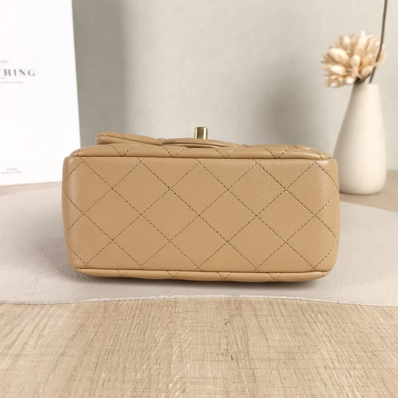 Chanel Crossbody Bag Taupe Lambskinmini17 × 8 × 13.5 cm — cover view 5 of 5