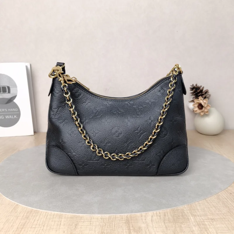 Louis Vuitton Crossbody Bag Boulogne Black Empreinte Embossed Calfskin Small26 × 9.5 × 16 cm