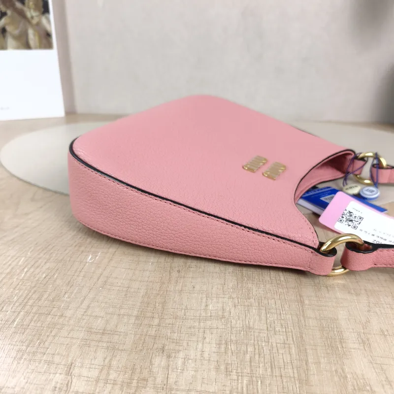 Miumiu Shoulder Bag Pink Calfskin One Size 22.5 × 5 × 18 cm — detail view 8 of 12