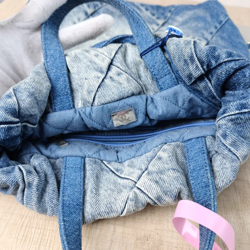 Chanel Backpack22Bag Backpack Blue Small29 × 8 × 34 cm — detail view 3 of 12