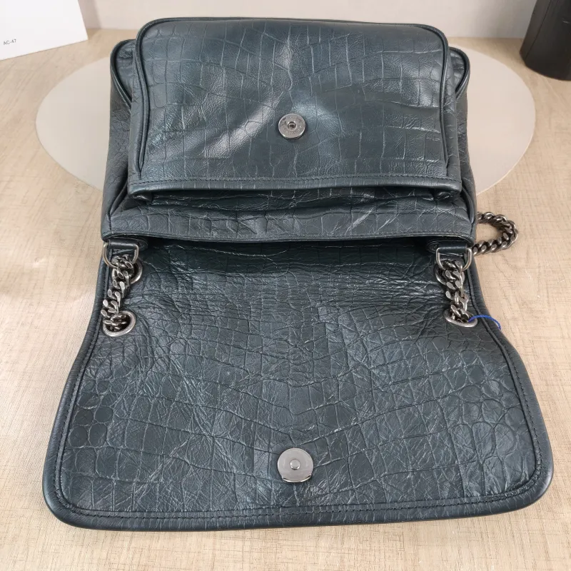 SAINT LAURENT Crossbody Bag Niki D Green Waxed Leather Medium 28 × 8.5 × 20 cm — detail view 4 of 11