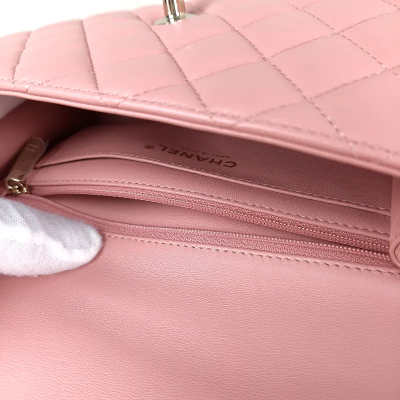 Chanel Crossbody Bag23k logo mini Pink Lambskin mini20 × 6 × 12 cm — detail view 14 of 14