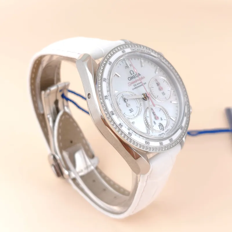 OMEGA Watch Collection Watch One Size 38 — cover view 7 of 10