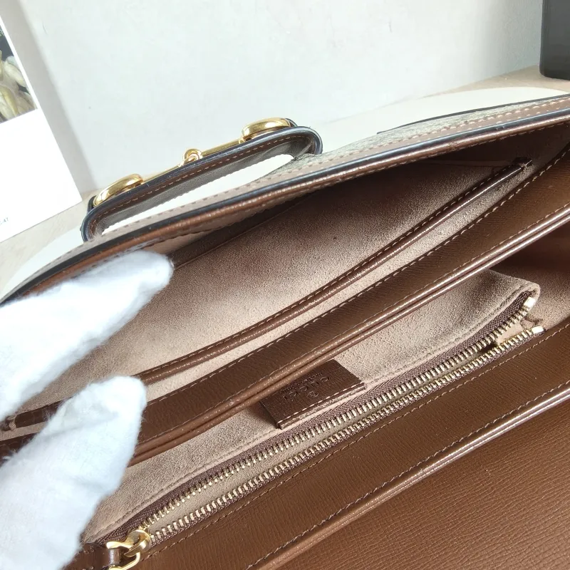 GUCCI Shoulder Bag Horsebit 1955 Horsebit Medium Monogram PVC Medium 25 × 8 × 18 cm — detail view 13 of 14