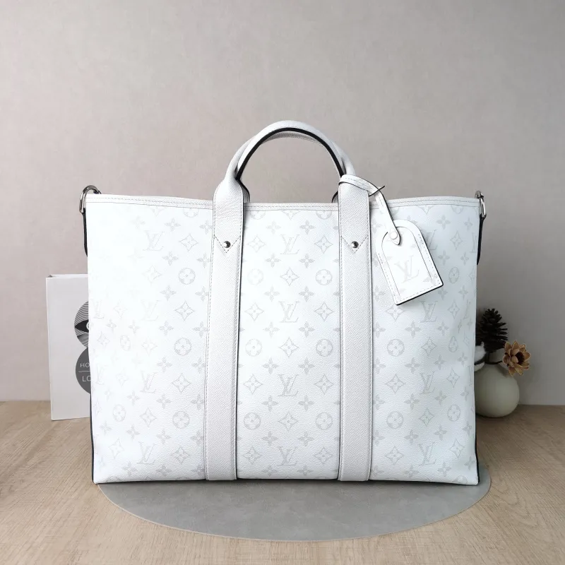 Louis Vuitton Shoulder Bag Weekend Tote Tote Bag White Monogram PVC One Size43 × 17.5 × 34 cm