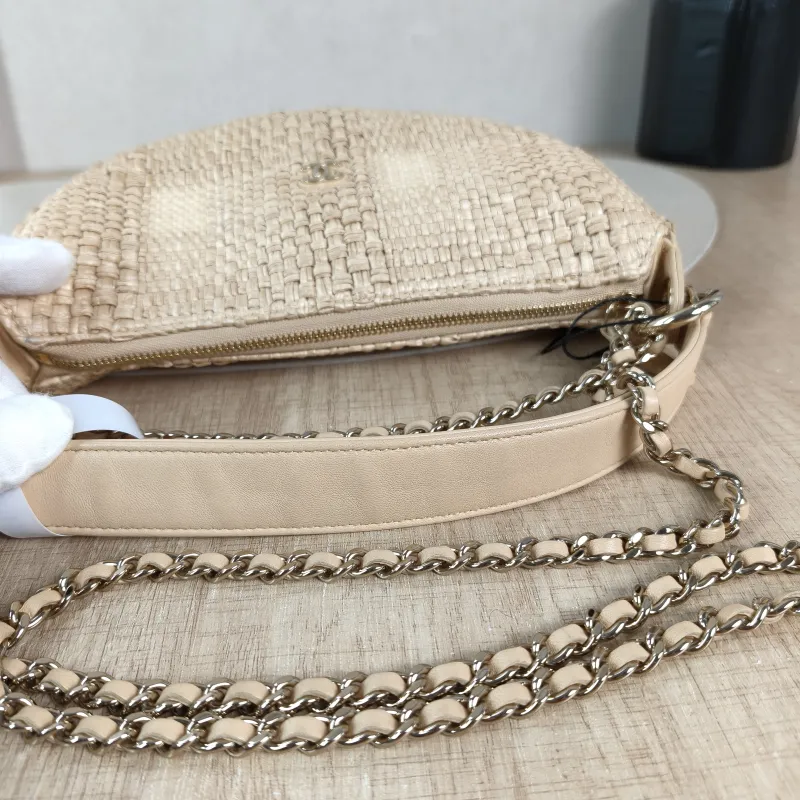 Chanel Crossbody Bag Top Handle Crossbody Bag Woven One Size 22 × 5 × 12.5 cm — detail view 8 of 10