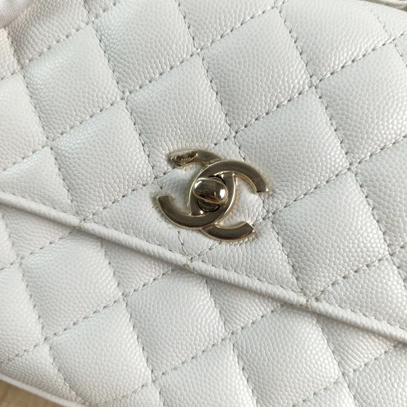 Chanel Top Handle Bag Coco Handle​White Grained Calfskin Small24 × 10 × 14 cm — detail view 13 of 14