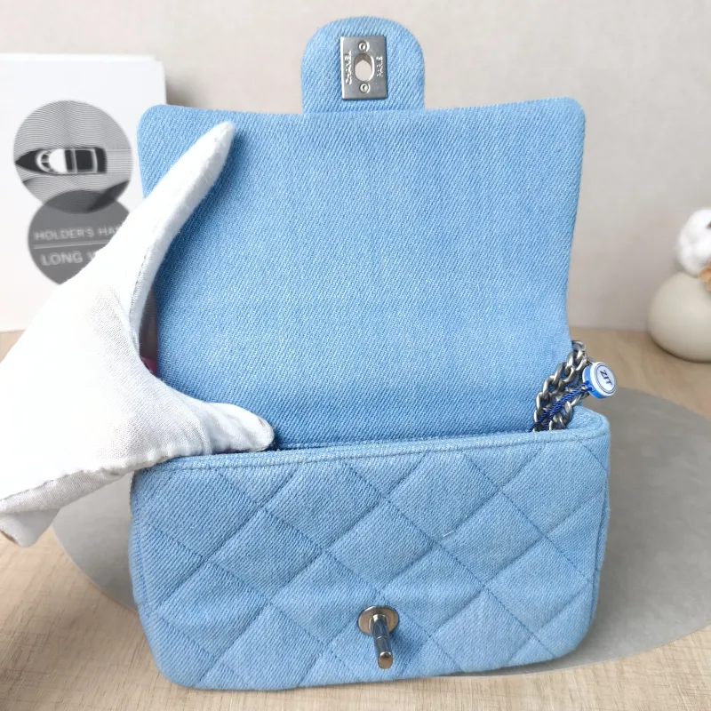 Chanel Crossbody Bag Blue mini19 × 8 × 14 cm — detail view 8 of 12