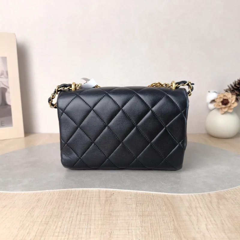 Chanel Crossbody Bag Crossbody Bag Black with Gold-Tone Hardware Lambskin Mini 20 × 6.5 × 13 cm — cover view 3 of 6