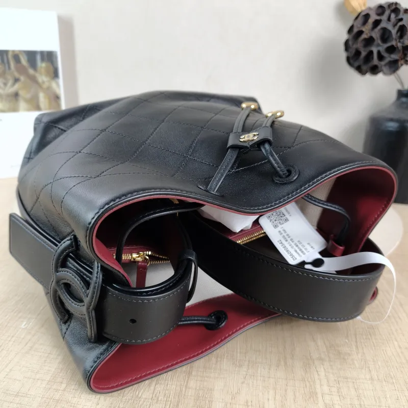 Chanel Shoulder Bag Bucket Bag Black Lambskin One Size 23 × 13 × 23 cm — detail view 7 of 13