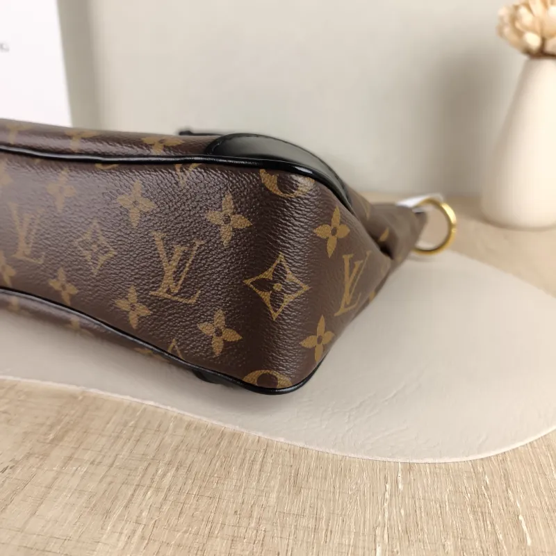 Louis Vuitton Crossbody Bag Monogram PVC Small 24 × 8 × 22 cm — detail view 7 of 11