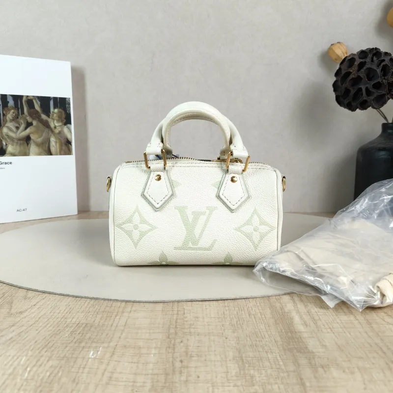 Louis Vuitton Crossbody Bag Speedy Nano White · Green Empreinte Embossed Calfskinnano16 × 7.5 × 10 cm — cover view 6 of 6