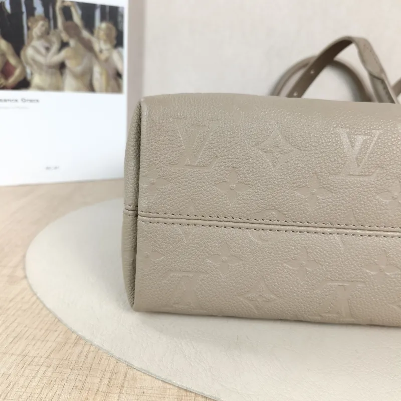 Louis Vuitton Shoulder Bag Babylone Tote Tote Bag Calfskin Small 31 × 13 × 21.5 cm — detail view 5 of 11