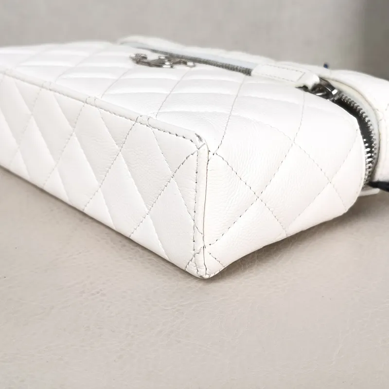 Chanel Crossbody Bag lp Box Bag Top Handle Crossbody Bag White Calfskin One Size 19.5 × 5 × 17 cm — detail view 8 of 13