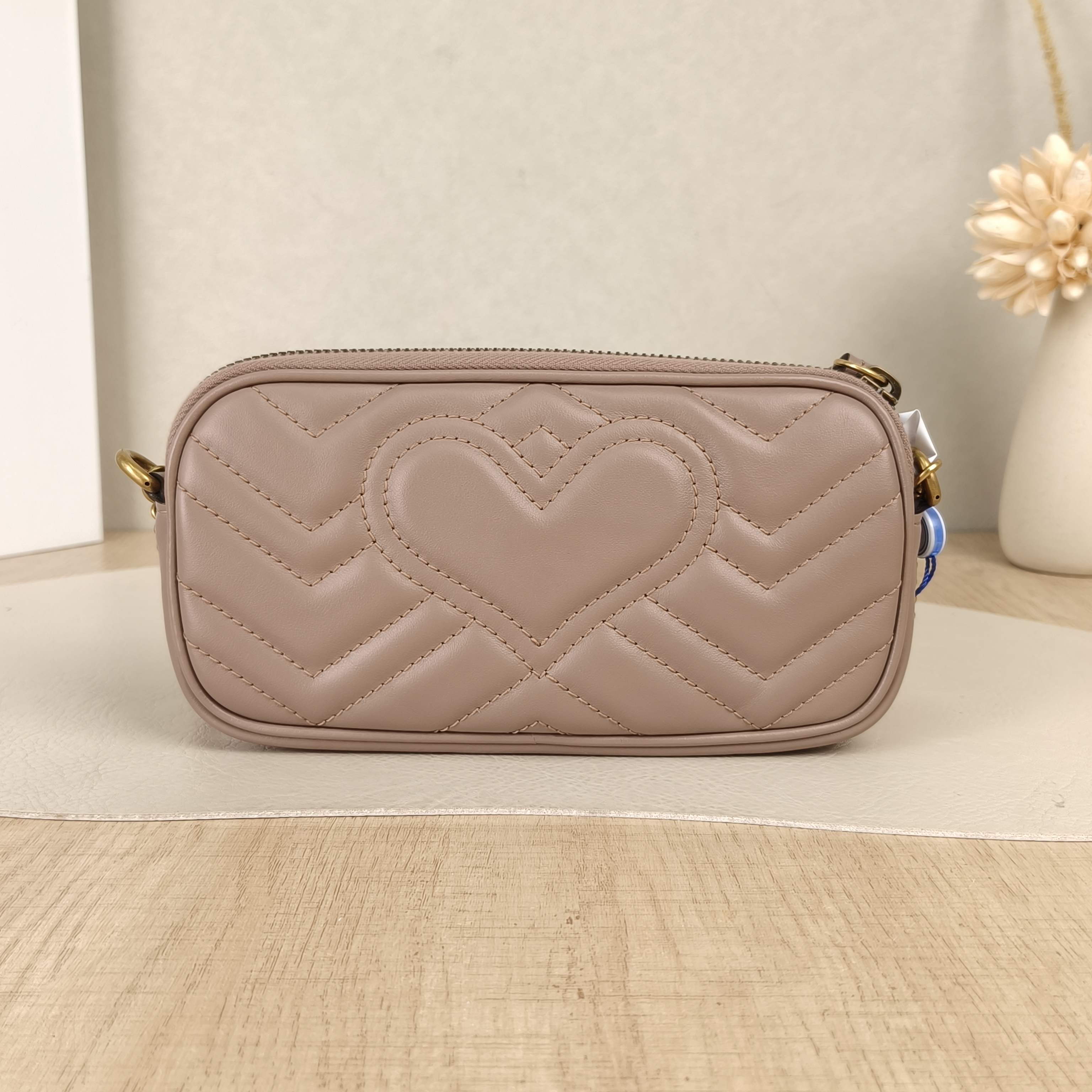 GUCCI Crossbody Bag GG Marmont Marmont Chain Shoulder Crossbody Bag Pink Calfskin 19 × 2 × 10 cm — cover view 5 of 5
