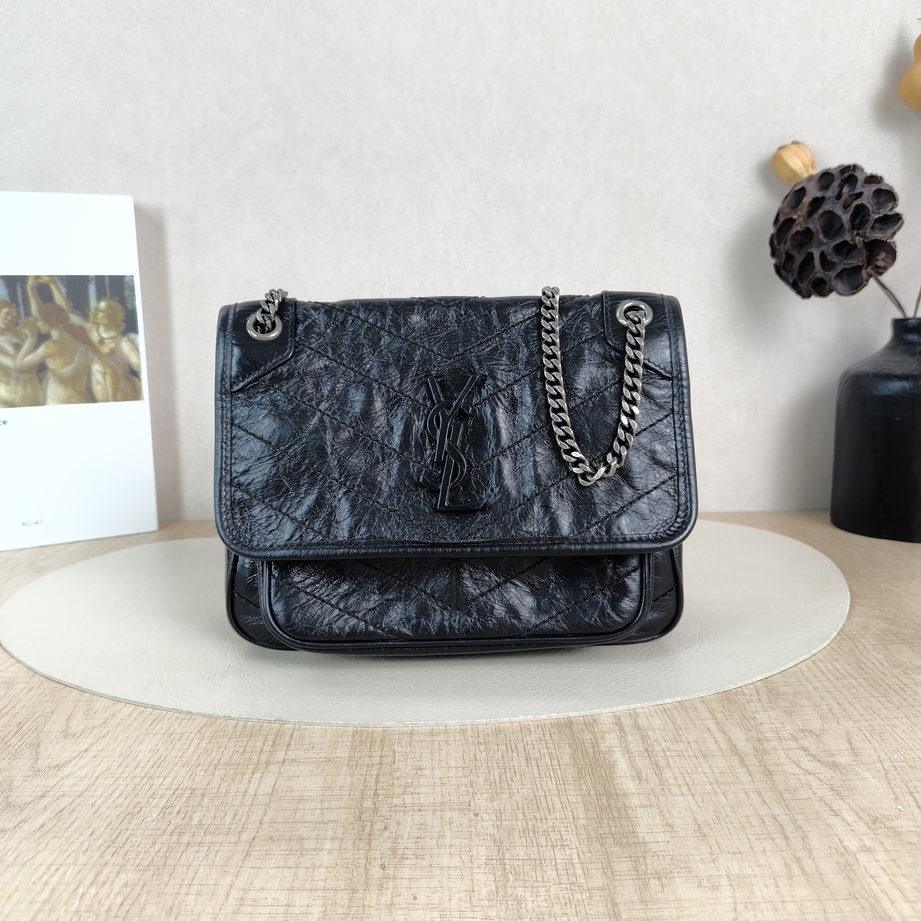 SAINT LAURENT Crossbody Bag Niki D Waxed Leather Calfskin Small21 × 7.5 × 16 cm