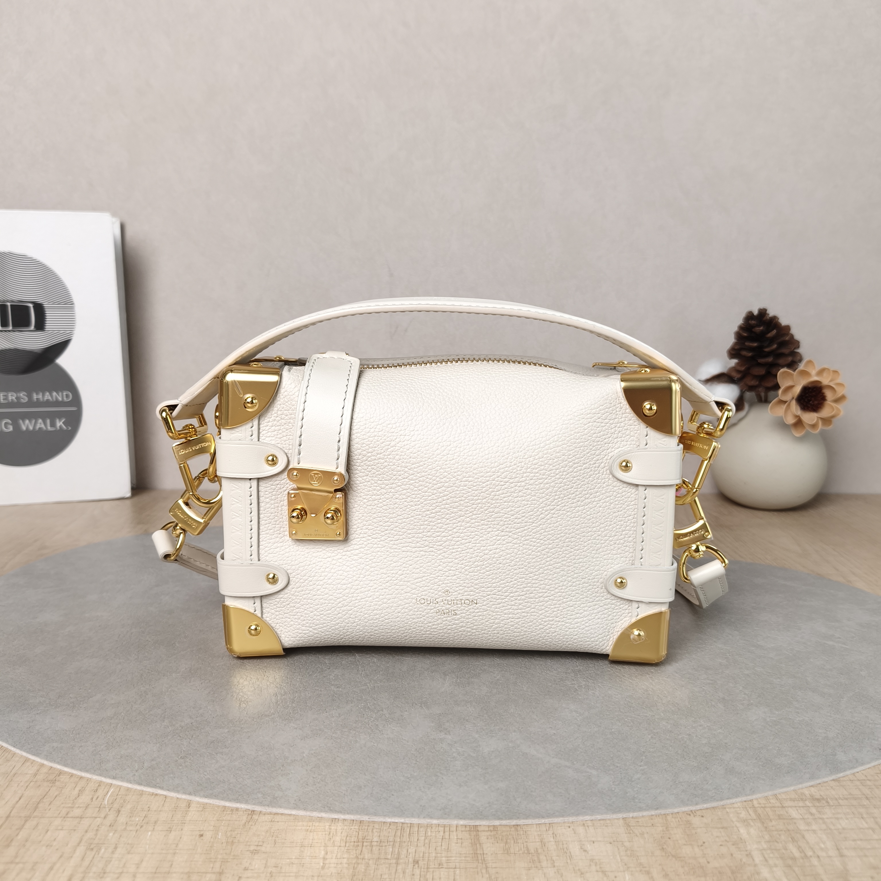 Louis Vuitton Crossbody Bag Side Trunk Box Calfskin Small19 × 7.5 × 12.5 cm