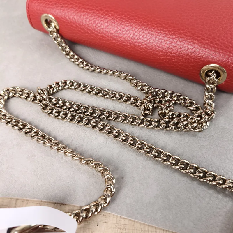 GUCCI Crossbody Bag g Collection Red Calfskin Small 20 × 9 × 16 cm — detail view 4 of 14