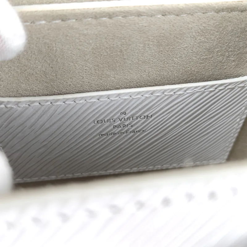 Louis Vuitton Crossbody Bag Twist White Epi Embossed Calfskin Small 19 × 9 × 15 cm — detail view 2 of 11