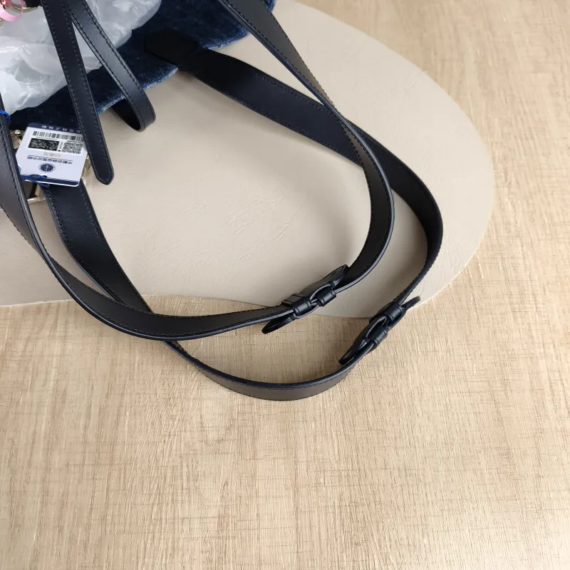 DIOR Top Handle Bag TOUJOURS Blue Large 37 × 21 × 27 cm — detail view 4 of 10