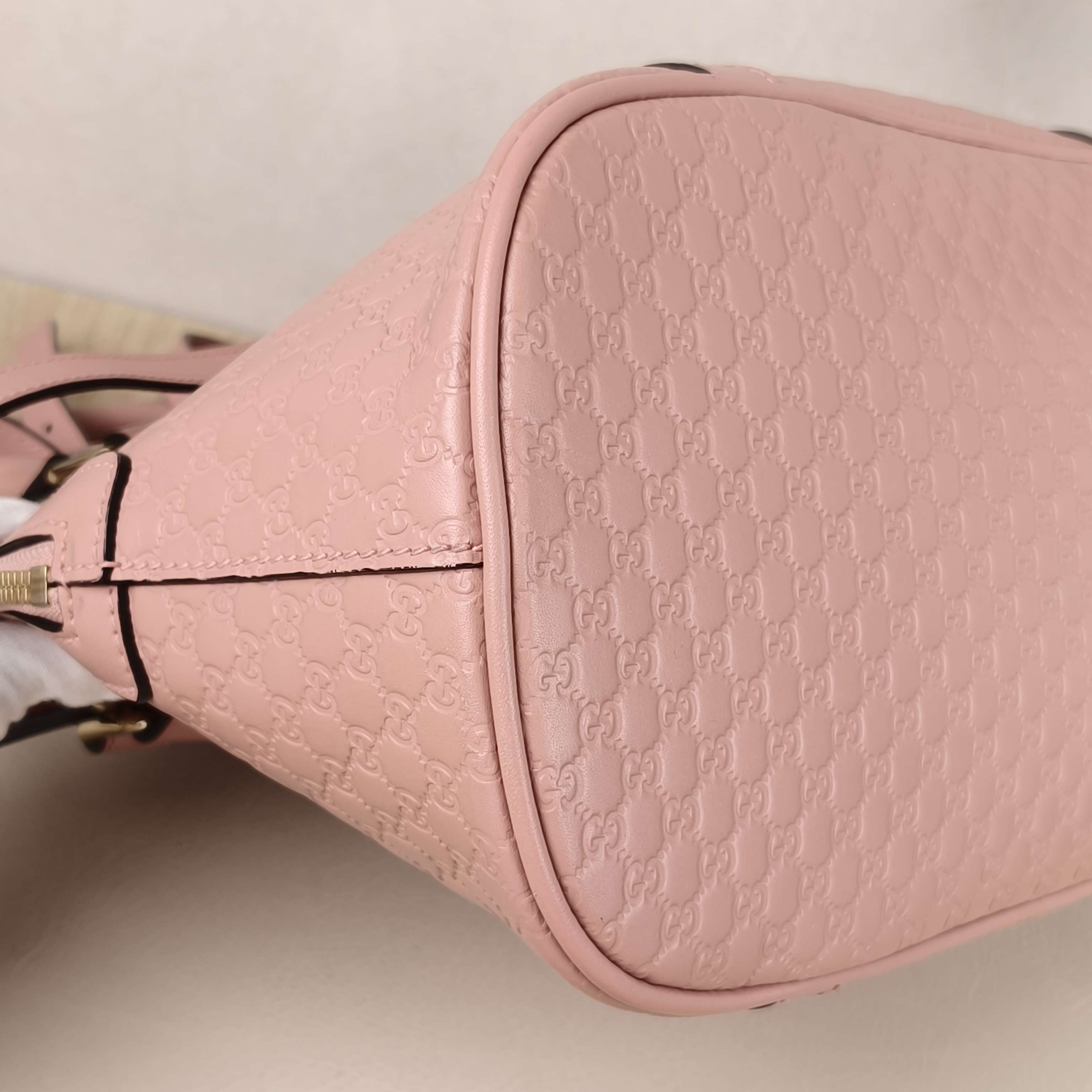 GUCCI Dome Bag Medium Pink Calfskin · Shoulder Strap Dust Bag · 31 × 16 × 23 cm — cover view 2 of 10