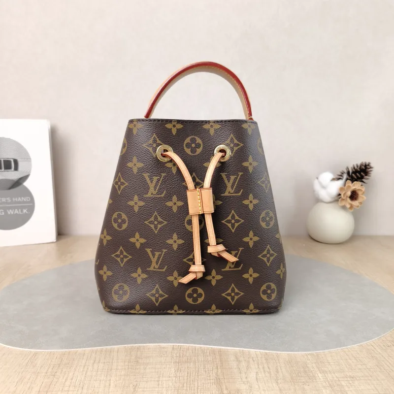 Louis Vuitton Crossbody Bag NÉONOÉ Bucket Bag BB Monogram PVC BB 20 × 13 × 20 cm