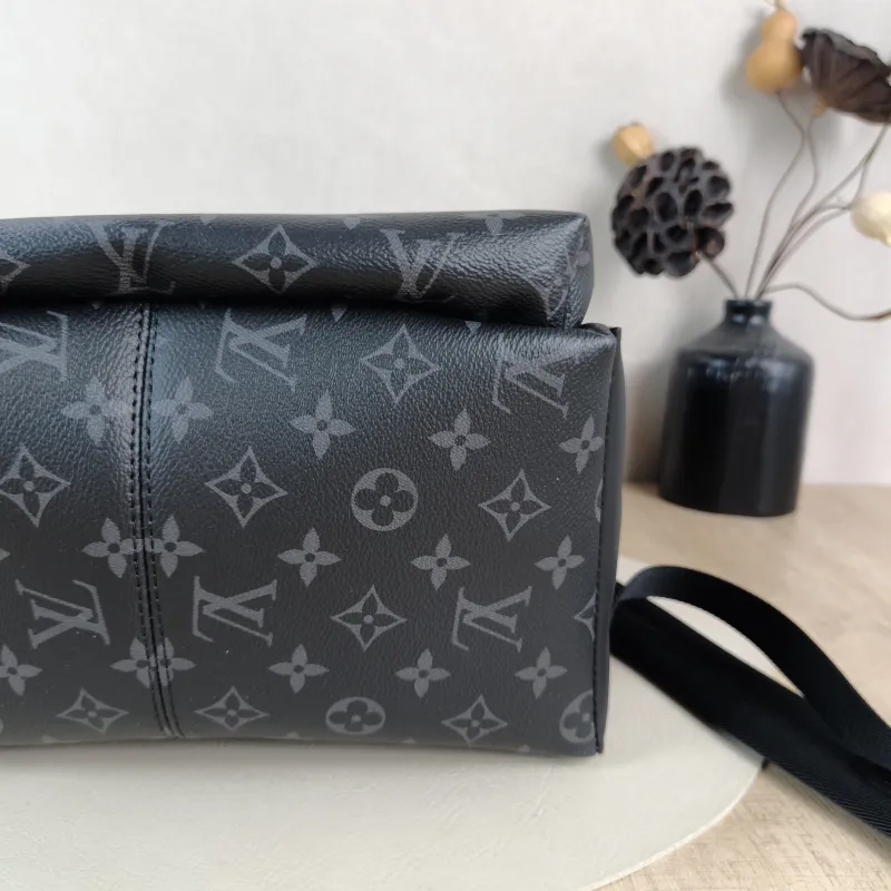 Louis Vuitton Backpack Discovery Backpack Monogram PVC Small 29 × 20 × 38 cm — detail view 1 of 11