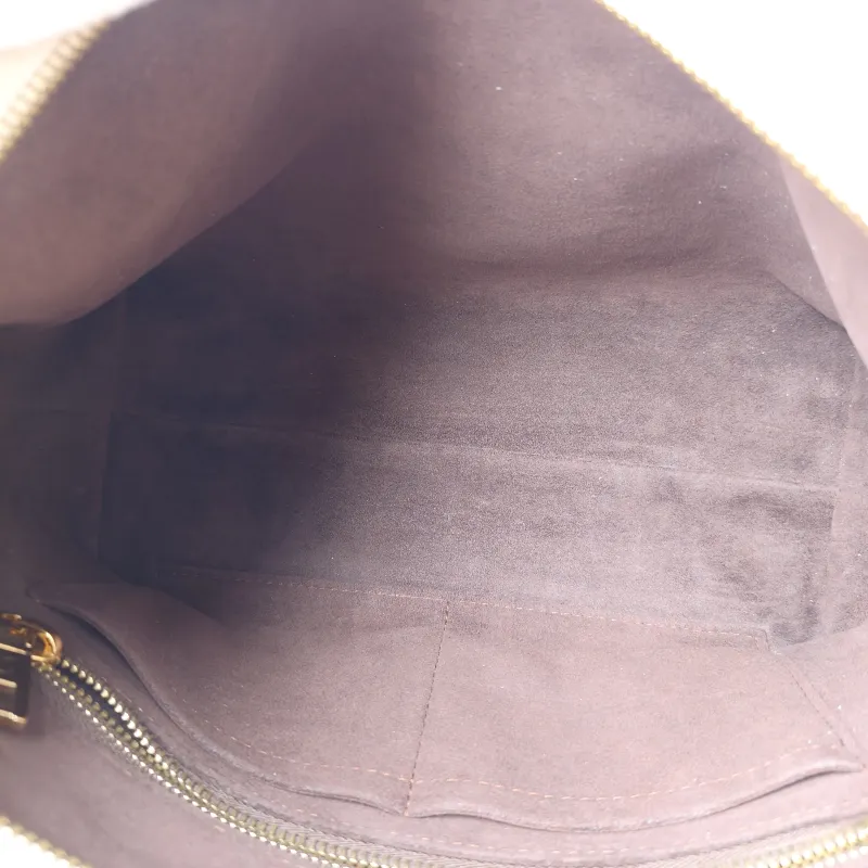 Louis Vuitton Crossbody Bag Carryall White Calfskin Small29.5 × 12 × 24 cm — detail view 6 of 14