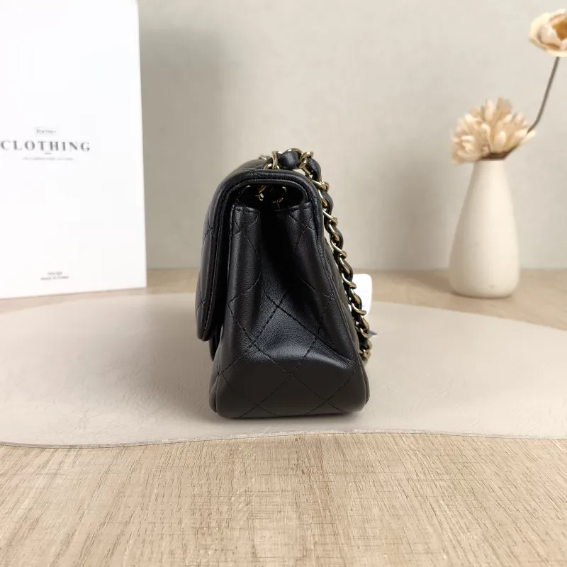 Chanel Crossbody Bag Classic Flap Mini CF Mini Black SL ambskinmini17 × 8 × 13.5 cm — detail view 4 of 13