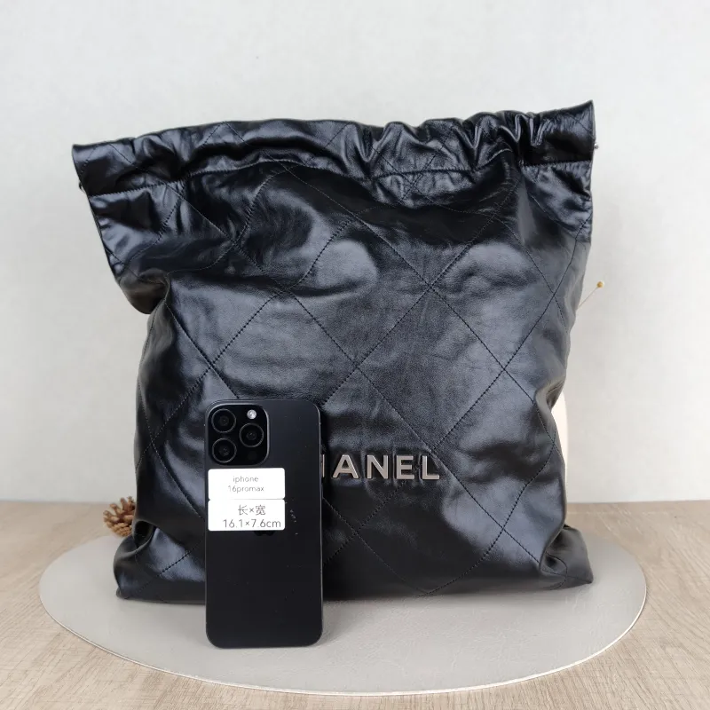 Chanel Shoulder Bag 22Bag Black CC alfskin Large 48 × 10 × 45 cm — cover view 3 of 5