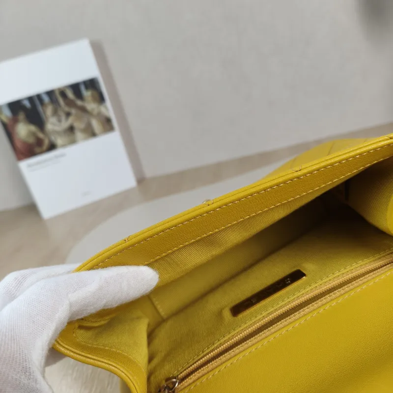 Chanel Crossbody Bag Top Handle Crossbody Bag Yellow Calfskin 20 × 6 × 14 cm 28 — detail view 1 of 12