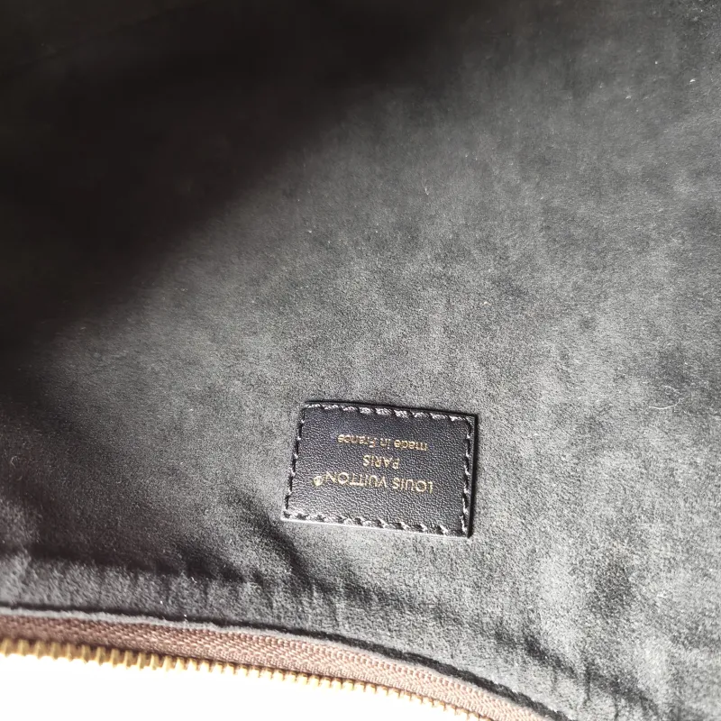 Louis Vuitton Shoulder Bag COOKIE Monogram PVC BB 28.5 × 5 × 19 cm — detail view 9 of 13