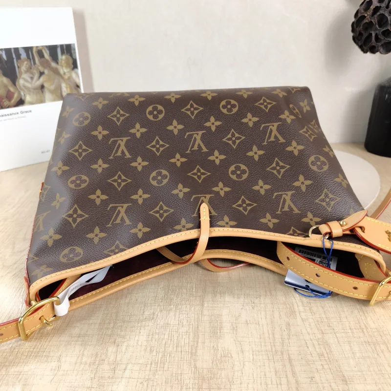Louis Vuitton Crossbody Bag Carryall Monogram PVC Small 29 × 12 × 24 cm — detail view 6 of 12