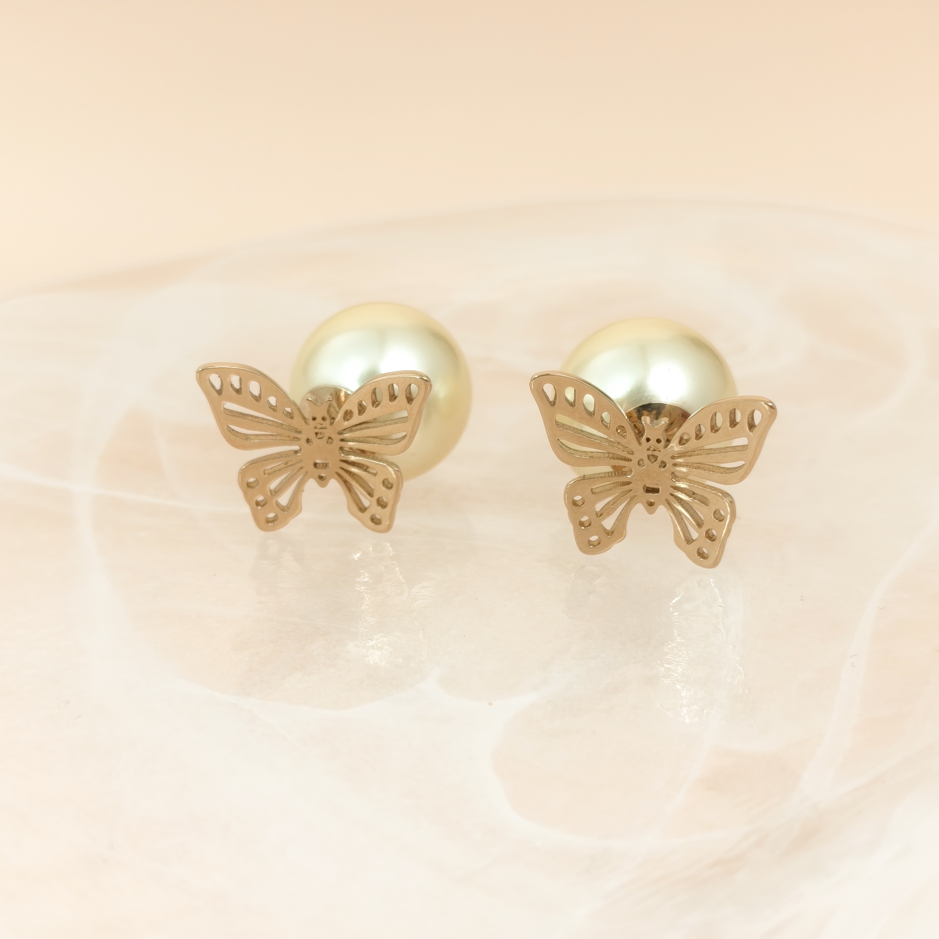 DIOR Earrings Pearl Earrings Gold One Size