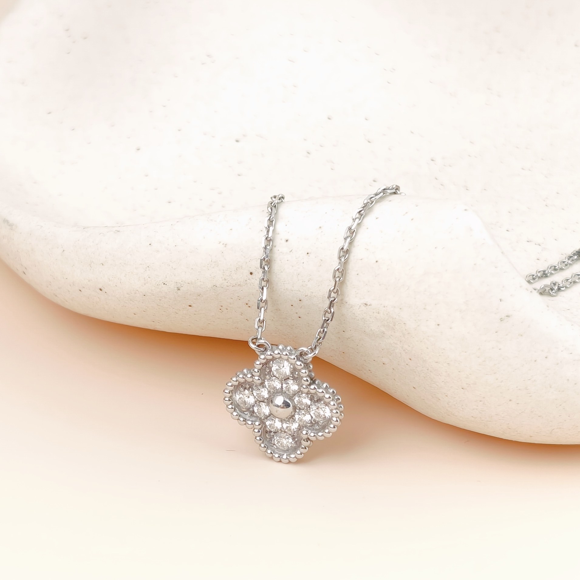 Van Cleef & Arpels Necklace Alhambra White Gold18KW hite Gold Diamond Vintage Small42cm — cover view 2 of 14