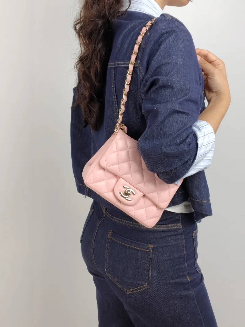Chanel Crossbody Bag Edition Pink Lambskin 16.5 × 8 × 12.5 cm — on-model view 1 of 2