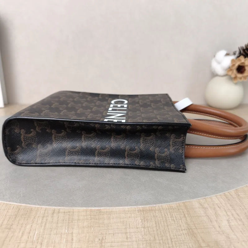 CELINE Crossbody Bag CABAS Mini Monogram PV Cmini17 × 4 × 20.5 cm — detail view 1 of 10