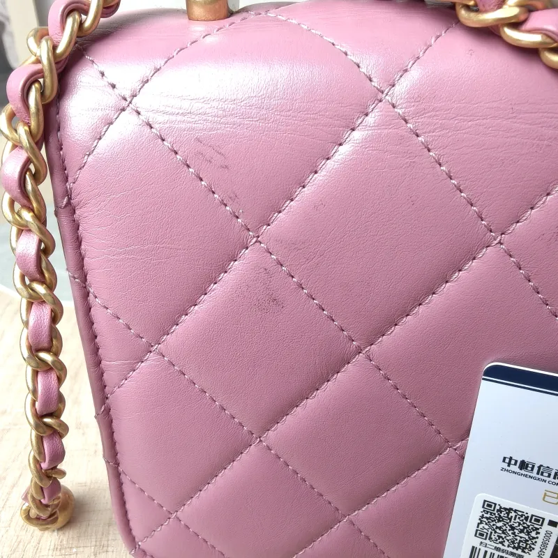 Chanel Crossbody Bag Calfskin Small 19 × 8 × 12 cm — detail view 6 of 10