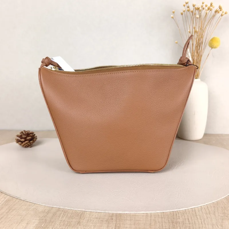 LOEWE Shoulder Bag Calfskinmini28 × 9.5 × 17 cm — cover view 5 of 5