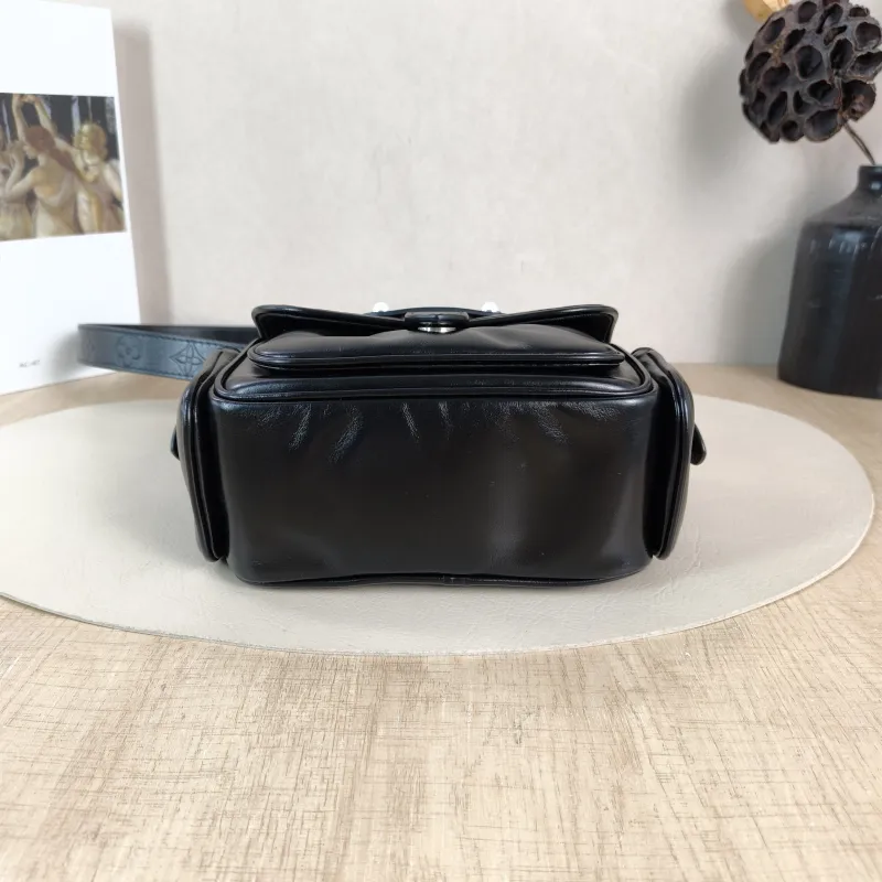 Louis Vuitton Crossbody Bag CARGO Camera Bag Black Calfskin Mini 23 × 10 × 14 cm — cover view 3 of 5