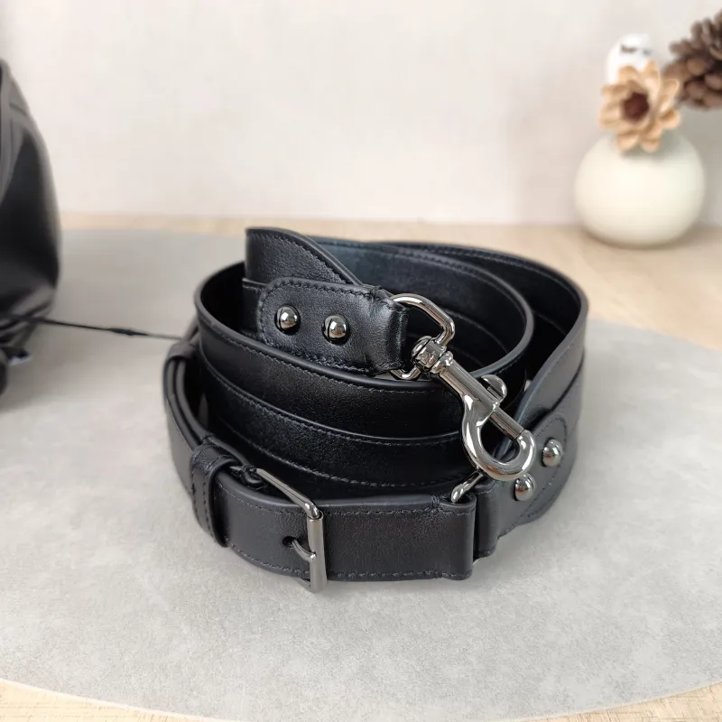 DIOR Top Handle Bag Lady 95.22 Black Calfskin Small25 × 10 × 16 cm — detail view 3 of 11