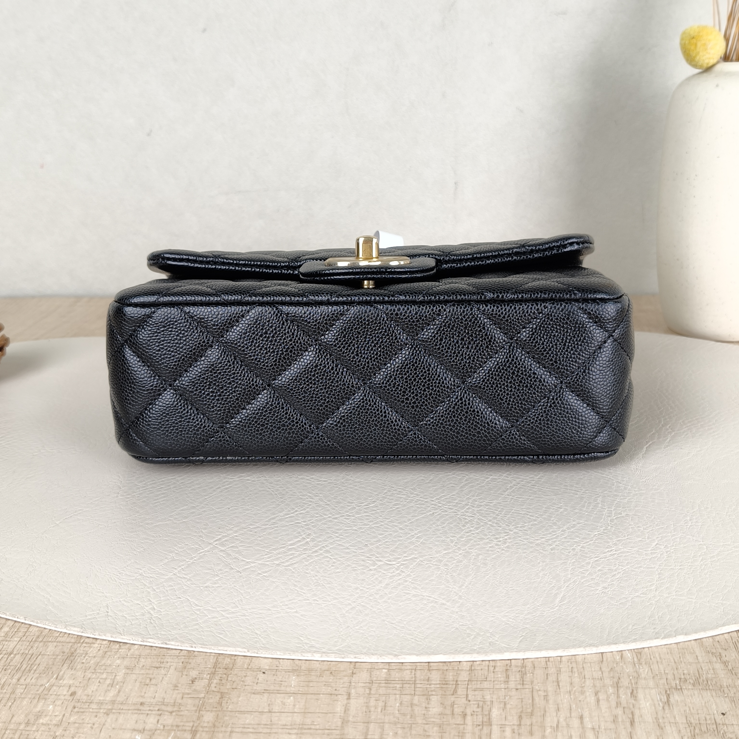 Chanel Crossbody Bag25b mini Black Grained Calfskin One Size20 × 6 × 12 cm — cover view 3 of 5