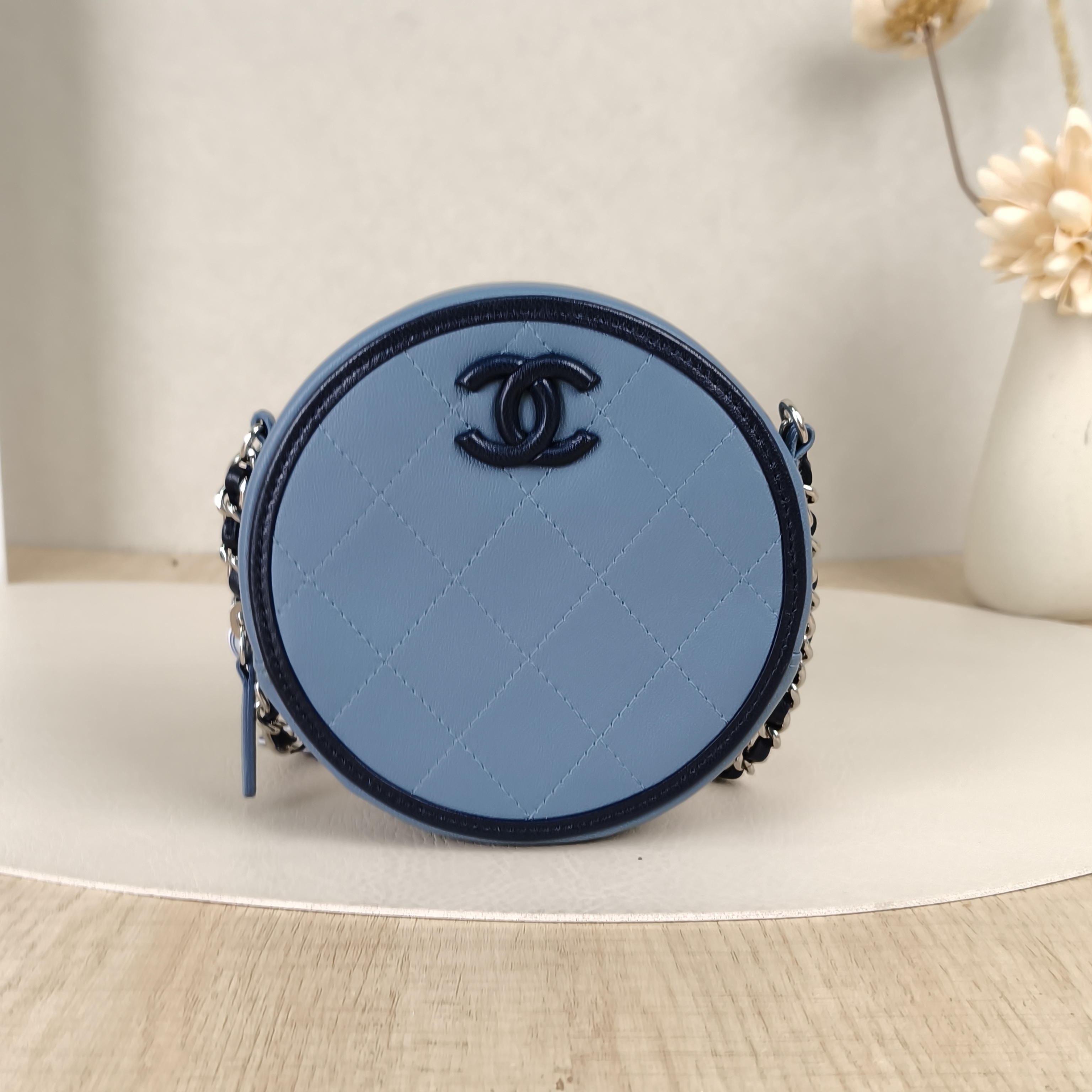 Chanel Crossbody Bag Crossbody Bag Blue Lambskin One Size12 × 5 × 12 cm
