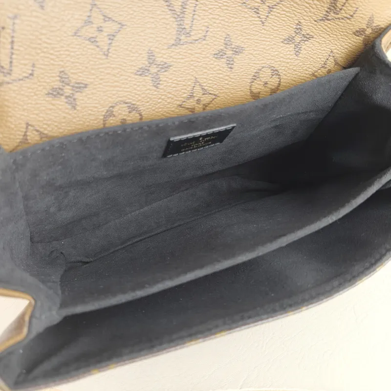 Louis Vuitton Crossbody Bag Pochette Métis Monogram Colorblock PVC Medium 25 × 7 × 19 cm — detail view 9 of 14