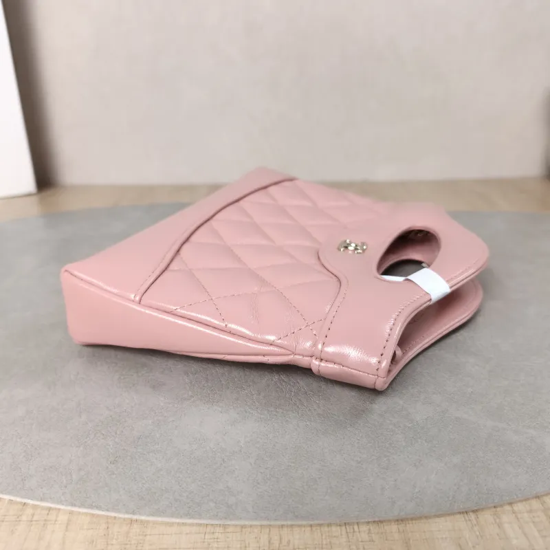 Chanel Crossbody Bag31Bag Pink Waxed Leathernano19 × 5 × 12 cm — detail view 1 of 14