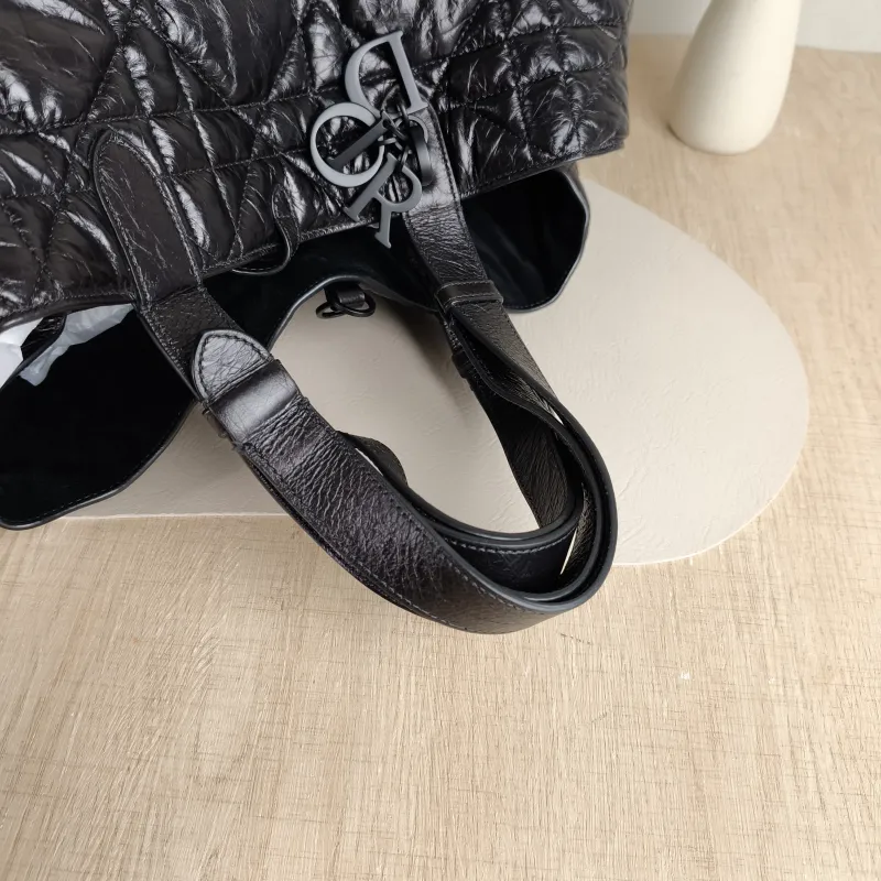 DIOR Top Handle Bag TOUJOURS Black Calfskin Large 37 × 21 × 27 cm — detail view 7 of 10