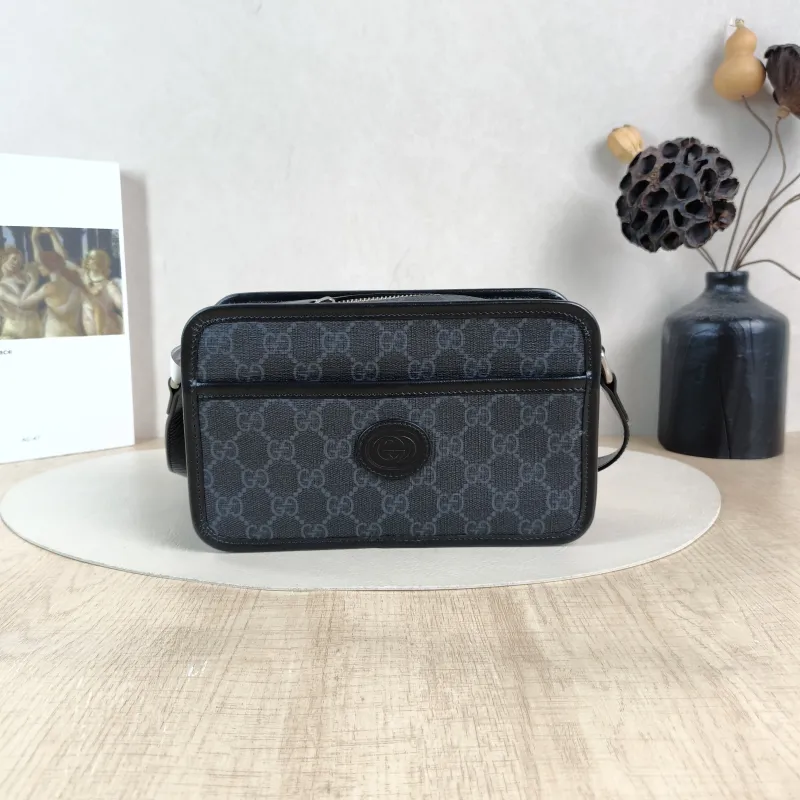 GUCCI Crossbody Bag GG Retro Collection Camera Bag Black PV Cmini22.5 × 7 × 14 cm
