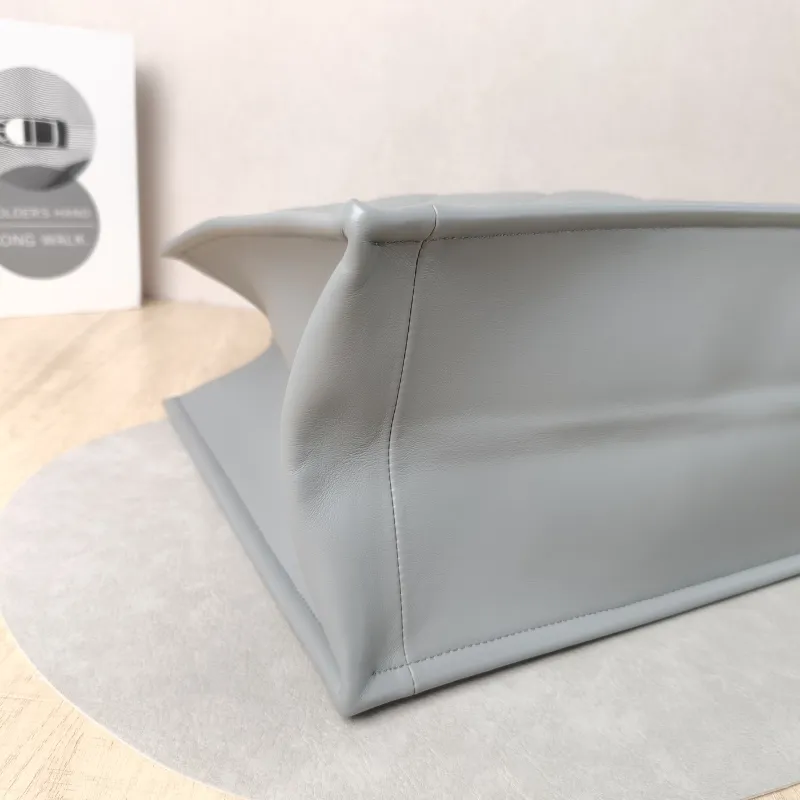 DIOR Top Handle Bag Book Tote Green Calfskin Medium 36 × 16.5 × 27.5 cm — detail view 13 of 13