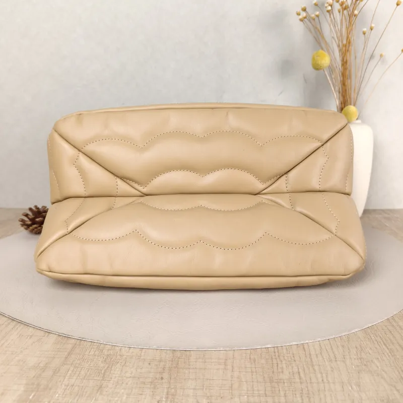 Chloé Shoulder Bag Shoulder Bag Taupe Calfskin One Size 31 × 17 × 14 cm — cover view 5 of 5