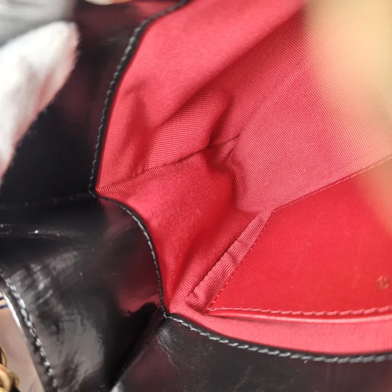 Chanel Crossbody Bag HOBO Black Waxed Leather Calfskin Small 19 × 6 × 17 cm — detail view 7 of 12